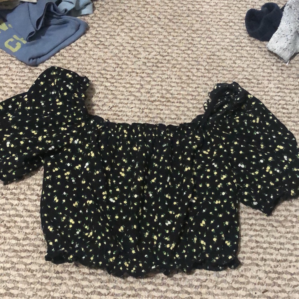 H&M Floral Cropped Top